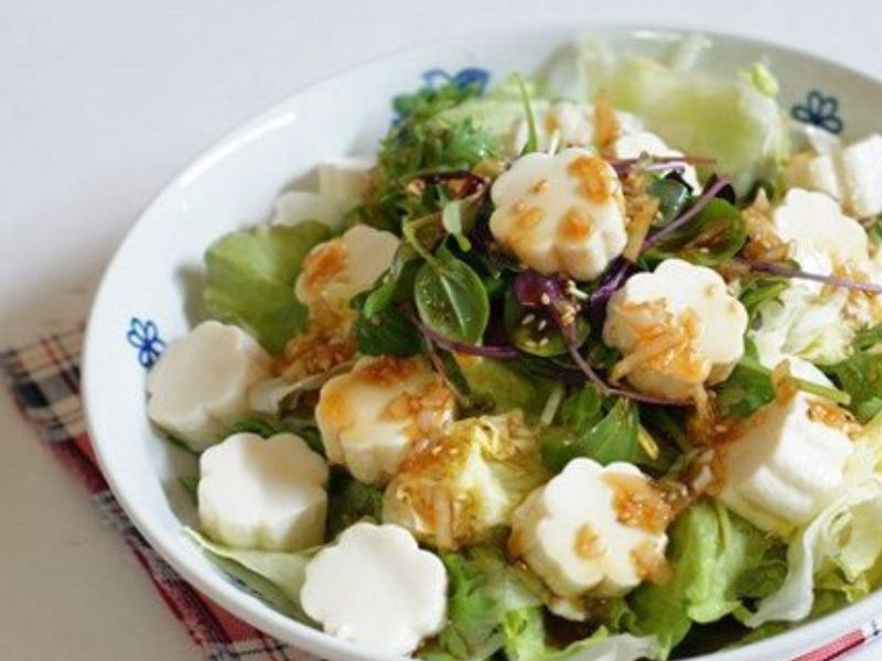 Công thức 2: Salad đậu hũ rau củ